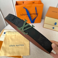 LOUIS VUITTON Belts